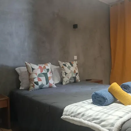 Sobreiro - Sobreiro - Hostel *